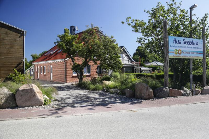 Hotel & Ferienunterkuenfte Hus Seeblick Fehmarn Exterior photo