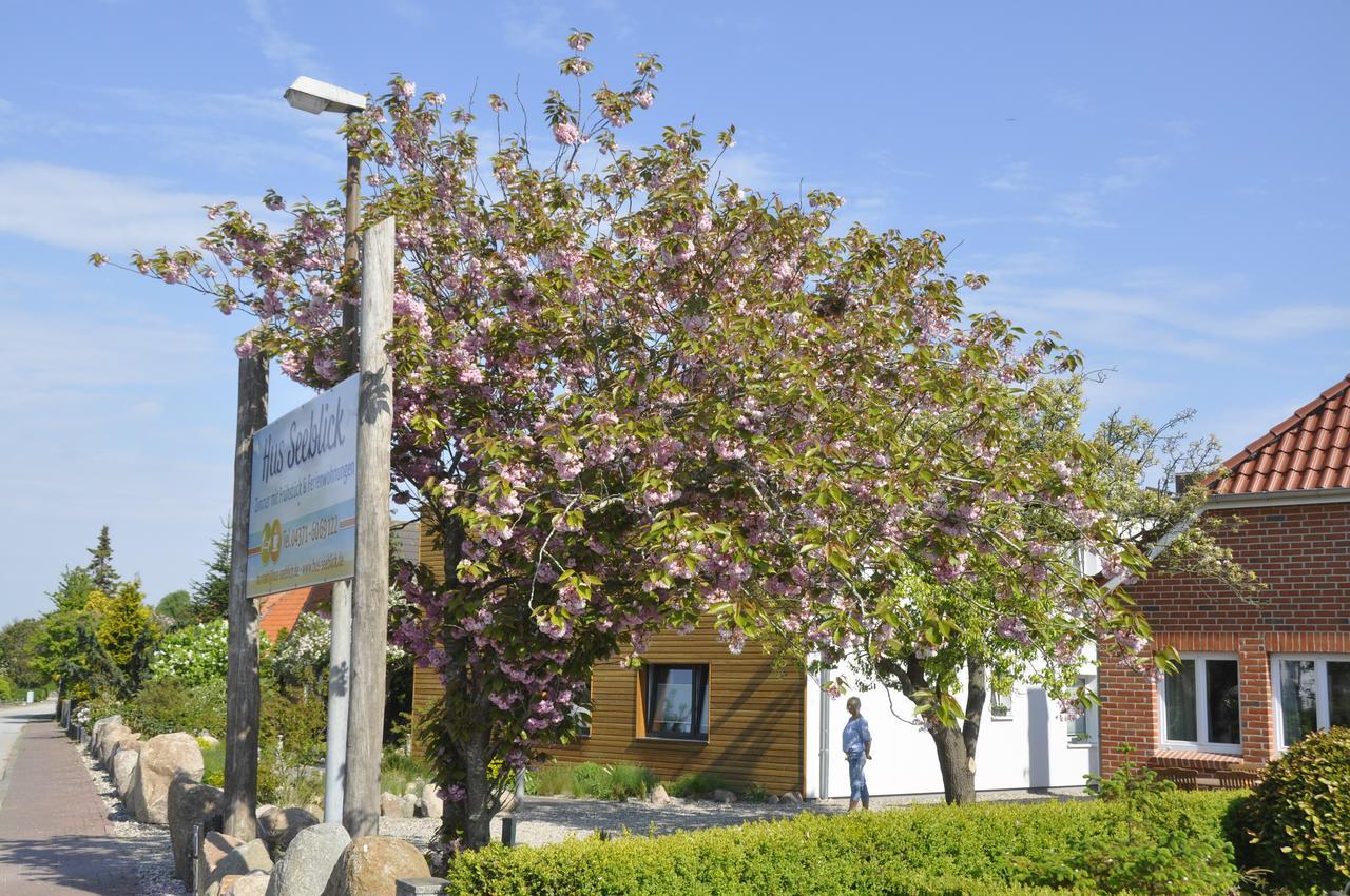 Hotel & Ferienunterkuenfte Hus Seeblick Fehmarn Exterior photo