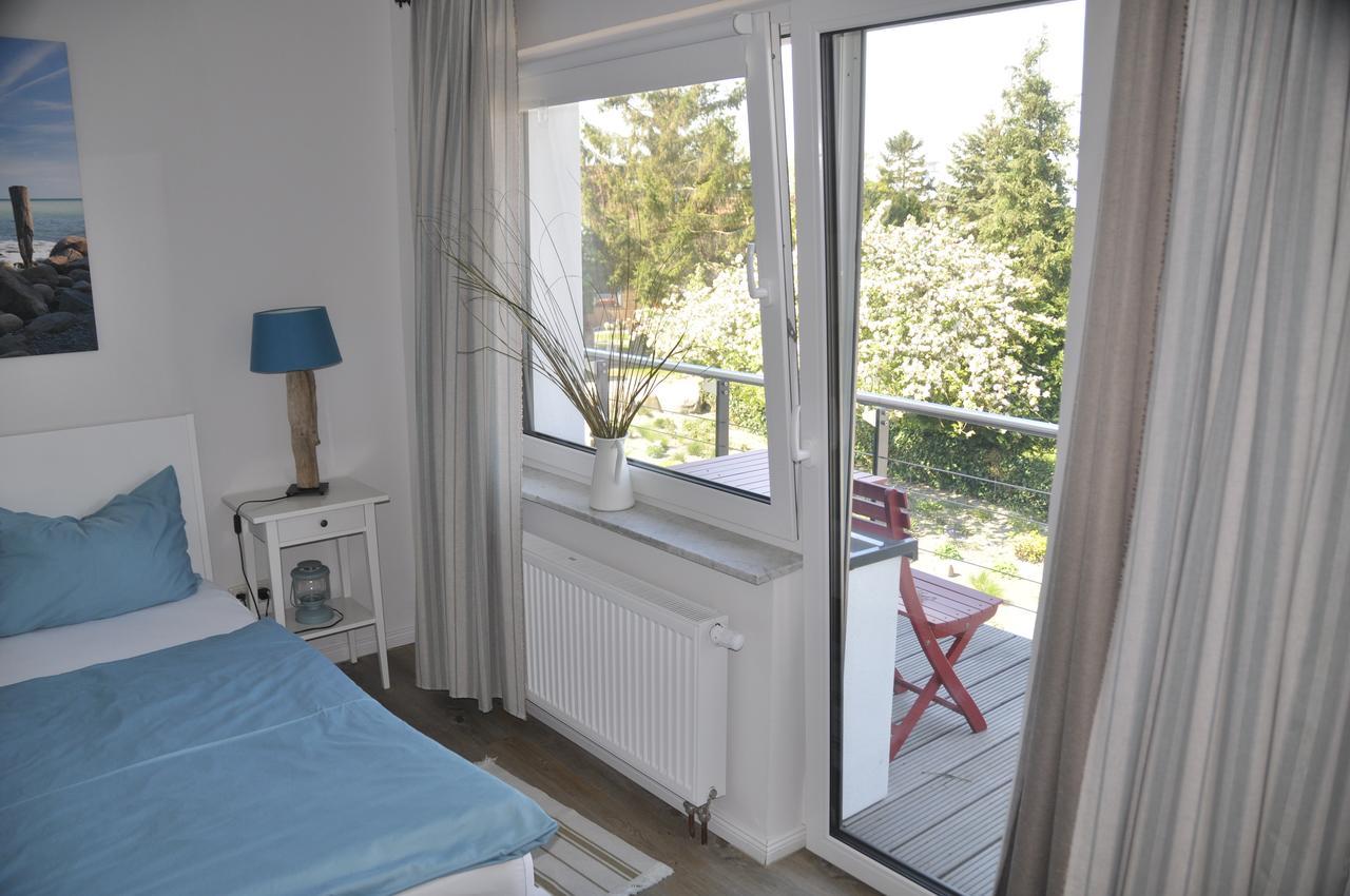 Hotel & Ferienunterkuenfte Hus Seeblick Fehmarn Exterior photo