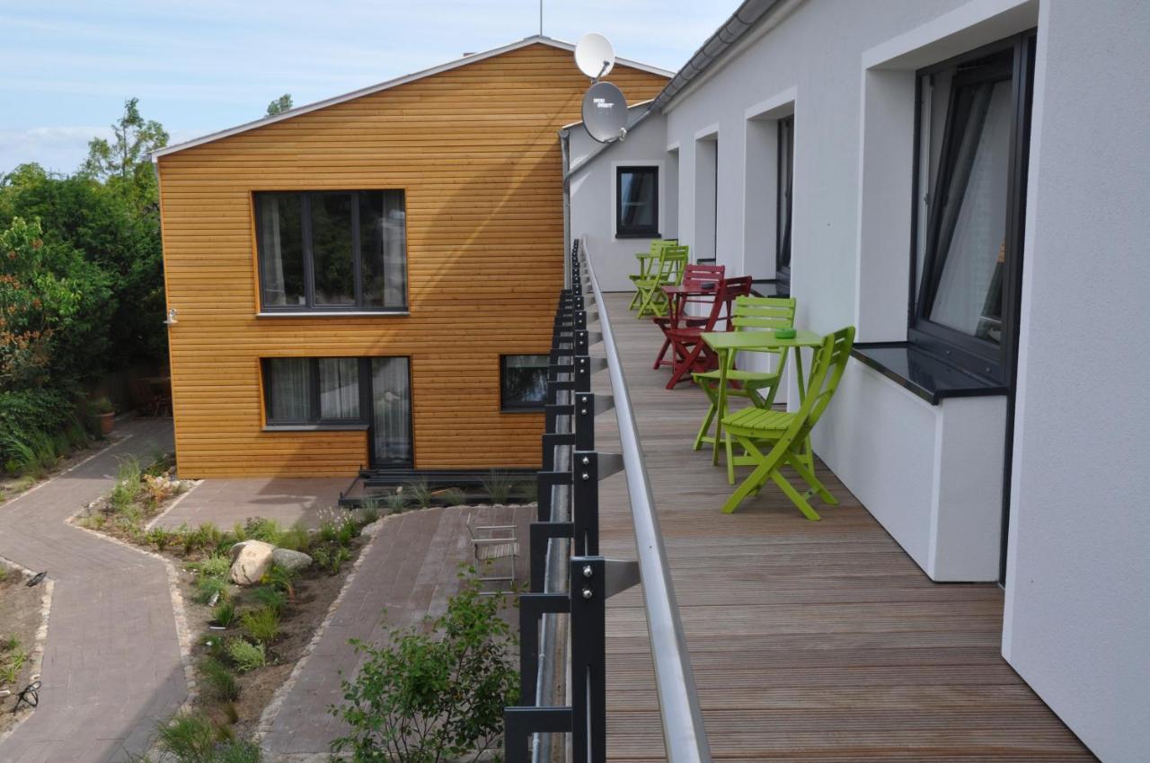 Hotel & Ferienunterkuenfte Hus Seeblick Fehmarn Exterior photo